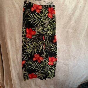 Chico’s Travelers Floral Print Pants Size 0